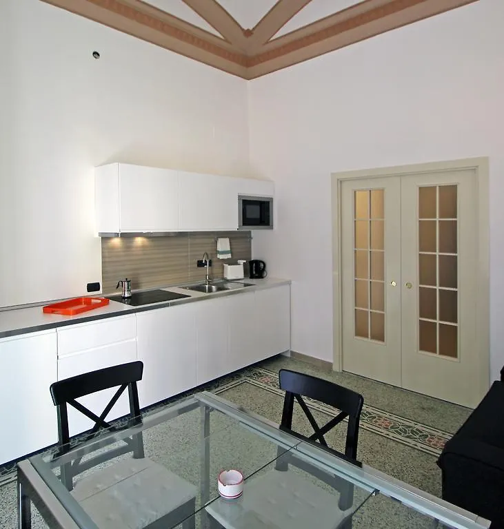 Casa Dante - Historic Apartment In The Perfect Naples Location