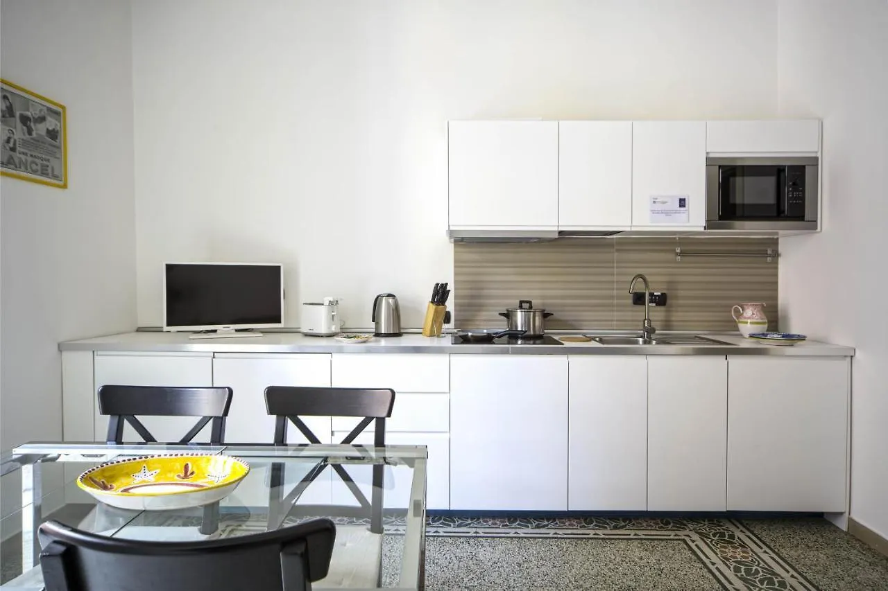 Casa Dante - Historic Apartment In The Perfect Naples Location Italy